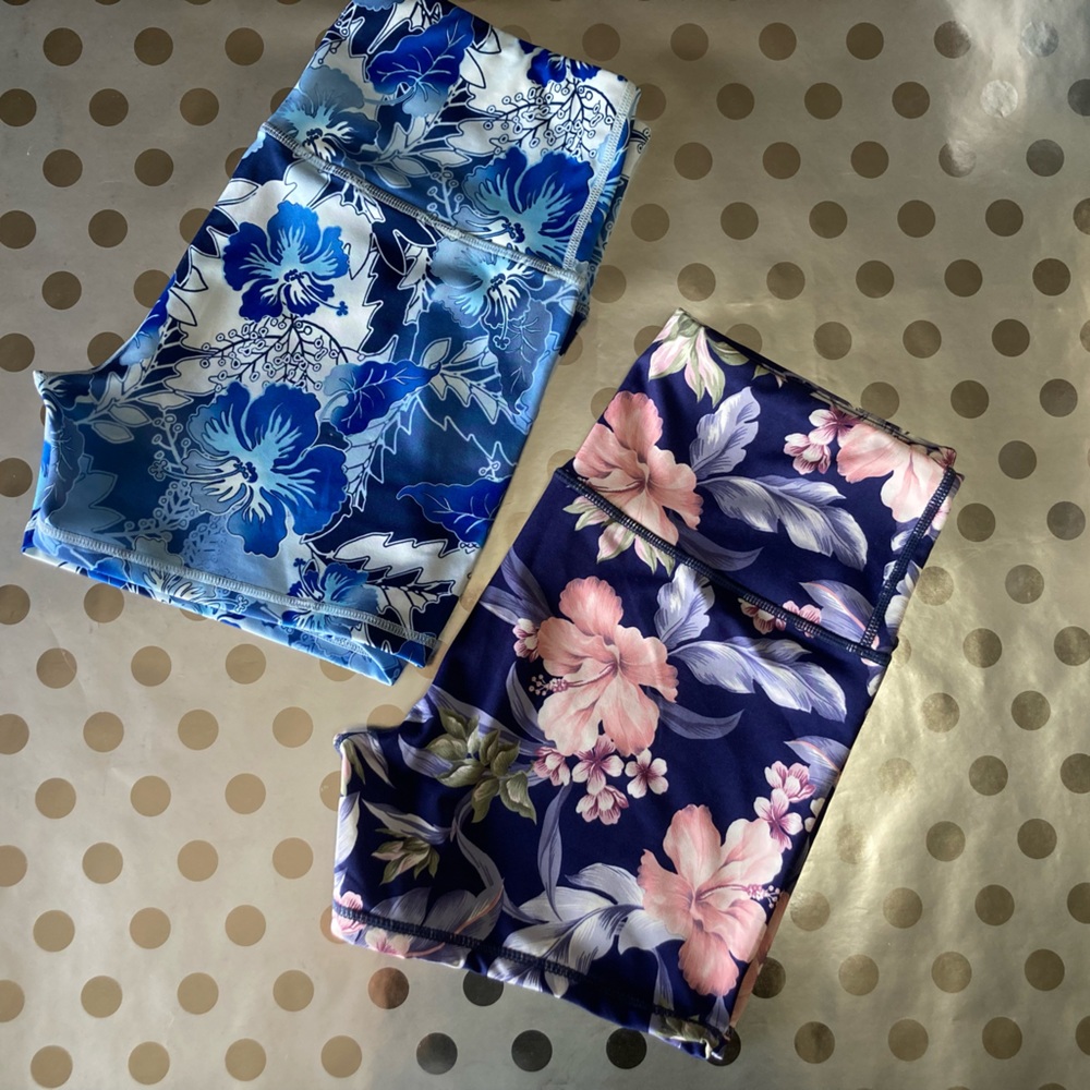 Set of two athletic shorts, size large